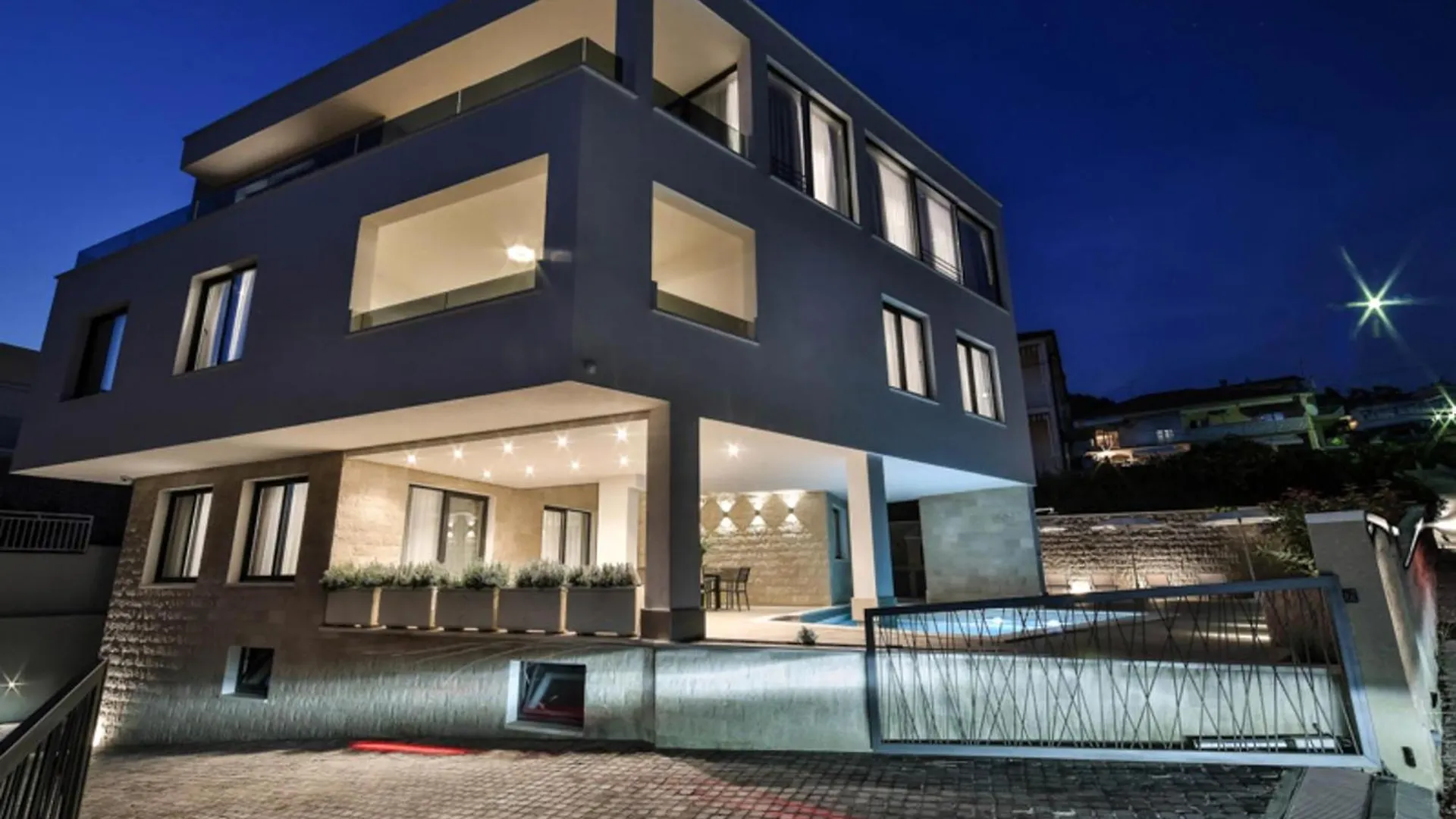 Villa Novela 0*, Trogir
